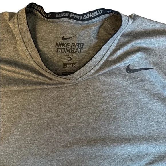 Nike Pro Combat Shirt FITTED Gray DriFit, Size XL - Picture 4 of 6